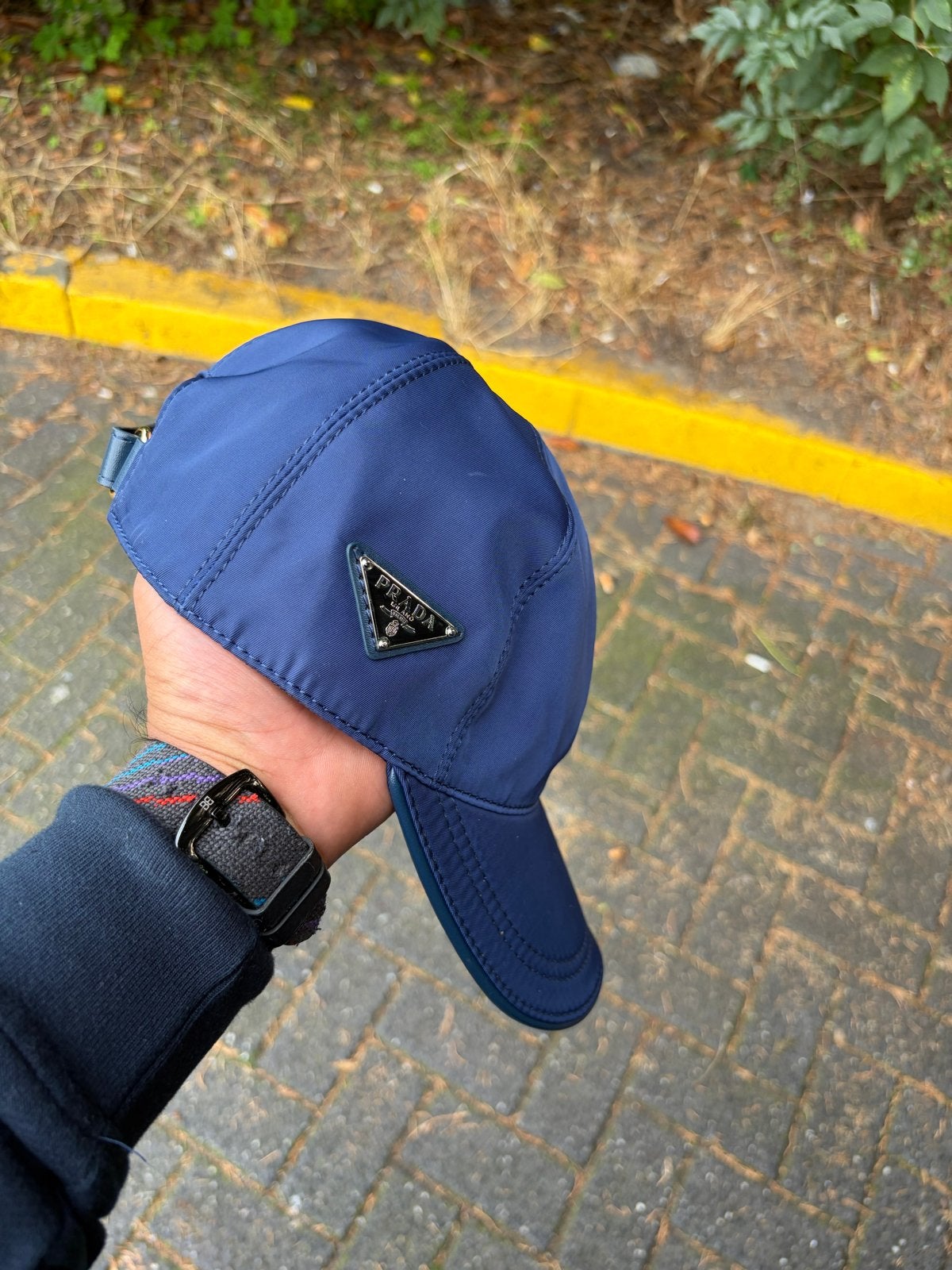 Nieuwe blauwe Prada pet - nieuwste editie, Ophalen of Verzenden, Nieuw, One size fits all, Pet