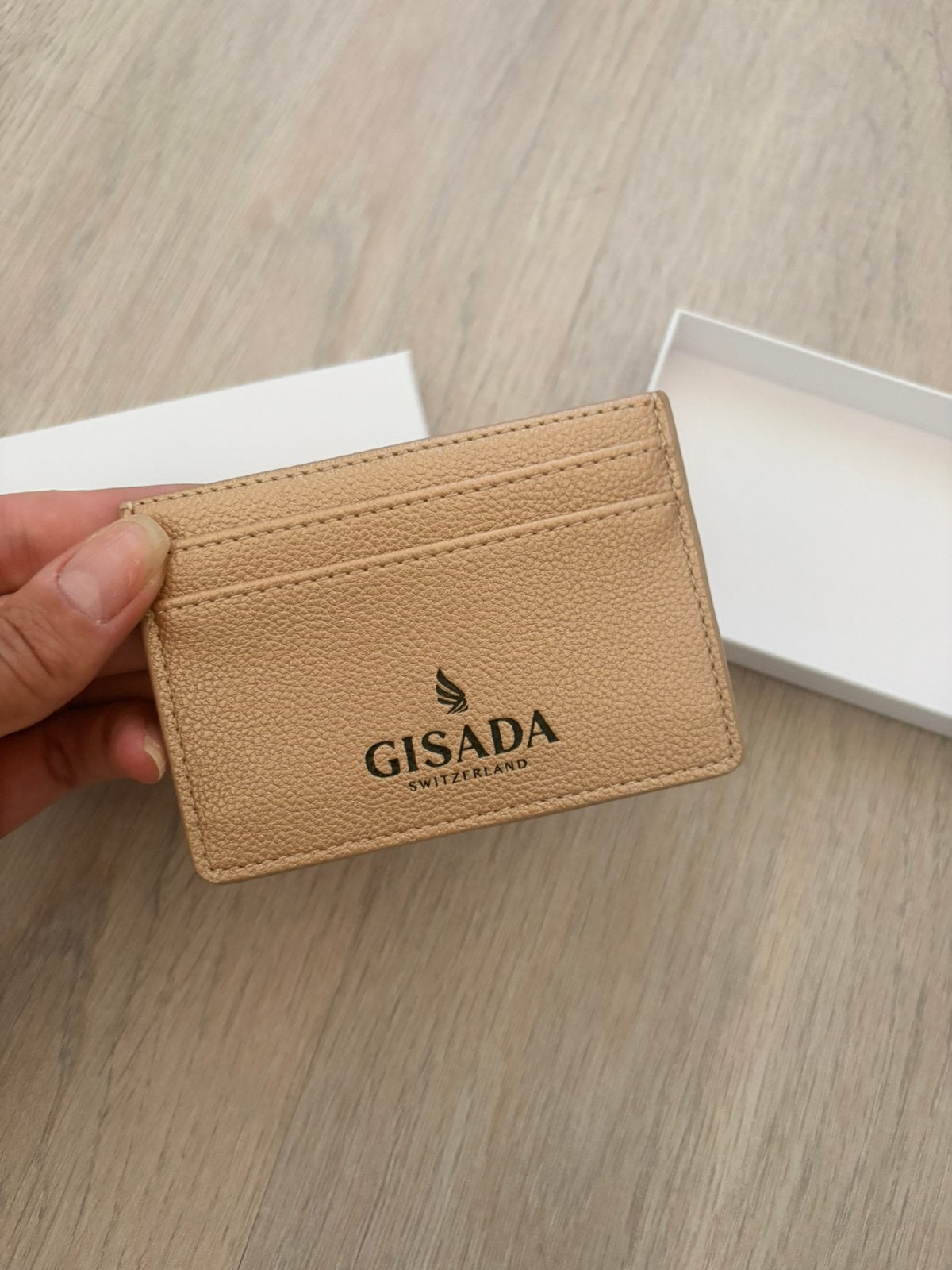 Gisada pashouder, Sieraden, Tassen en Uiterlijk, Portemonnees, Overige merken, Overige kleuren, Nieuw, Ophalen of Verzenden