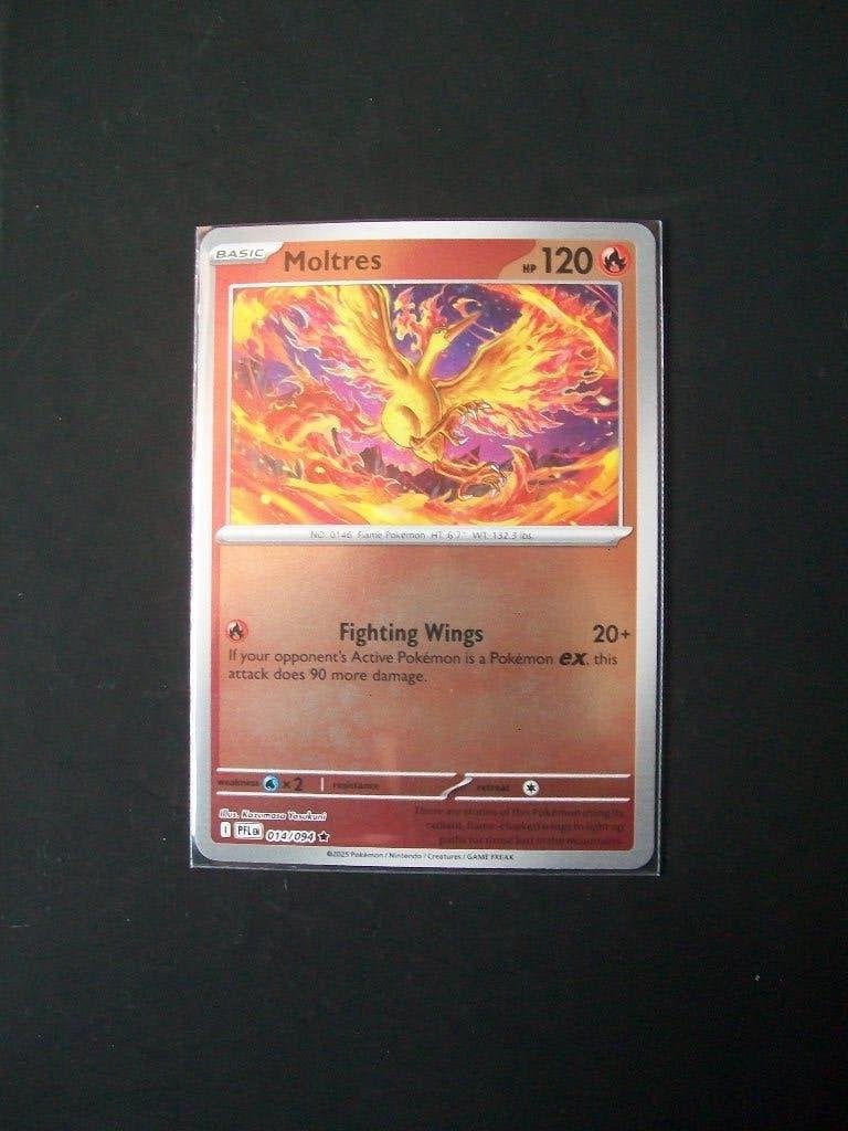 4655. Nieuwe Pokemon Kaart Holofoil MOLTRES HP 120 (014/094), Hobby en Vrije tijd, Verzamelkaartspellen | Pokémon, Verzenden, Nieuw