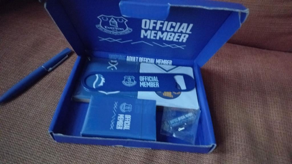 Everton FC official member set 24/25, Ophalen of Verzenden, Zo goed als nieuw, Buitenlandse clubs, Overige typen