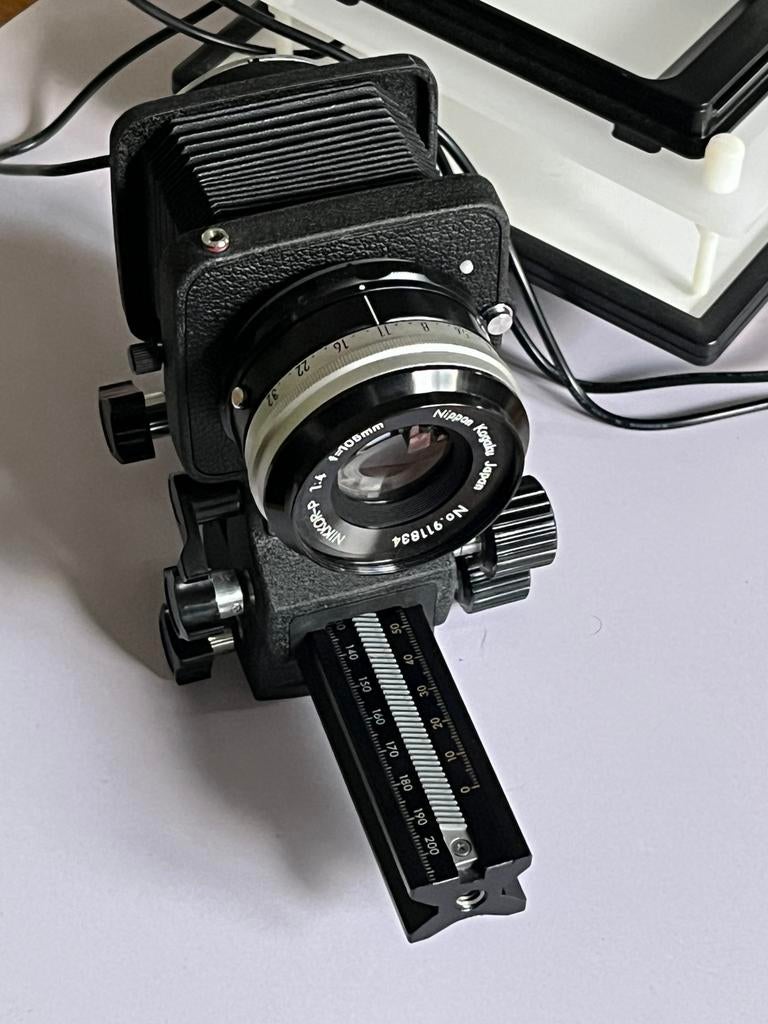 Nikkor-P 105mm f4 bellowslens, Ophalen, Macrolens