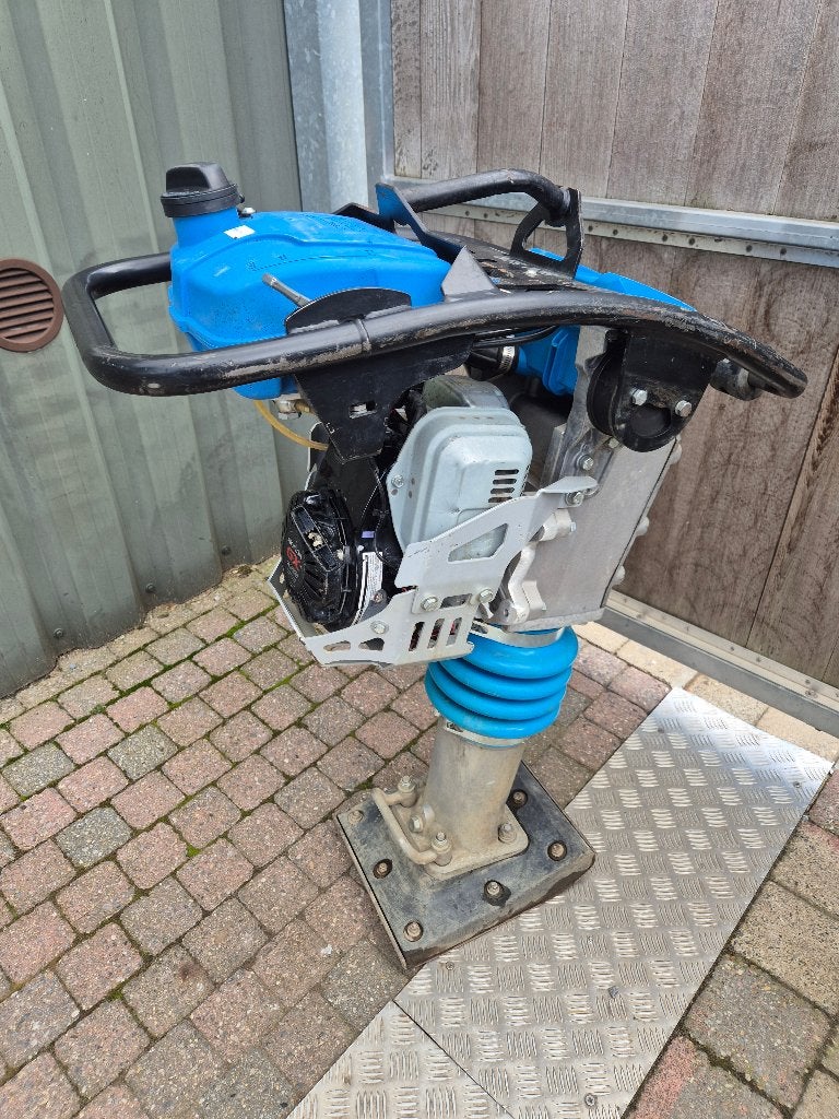 Weber SRV 590-II trilstamper Honda motor ( NIEUWSTAAT), Doe-het-zelf en Verbouw, Ophalen, Zo goed als nieuw, Benzinemotor, 1800 rpm of meer