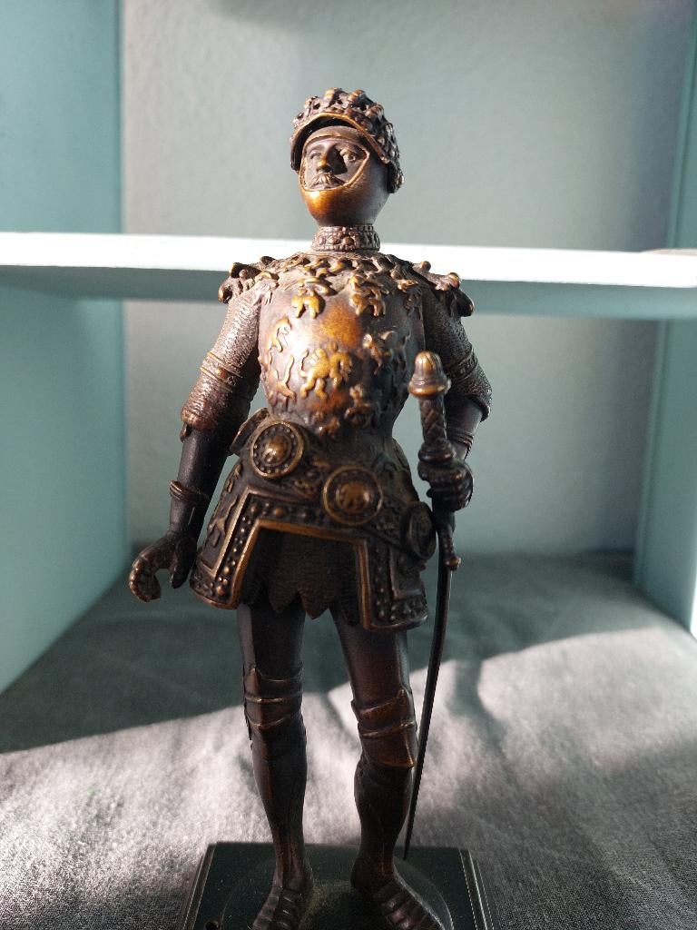 Brons King Arthur F. Unterberger helm beweegbaar, Ophalen, Landmacht, Overige gebieden, Helm of Baret