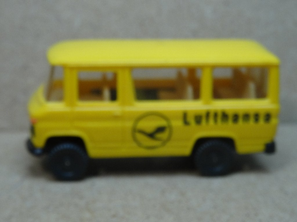 IBERTREN 1/87, TAXI-BUS " LUFTHANSA ", Zie Foto`s, Ophalen of Verzenden, Zo goed als nieuw, Bus of Vrachtwagen, Overige merken