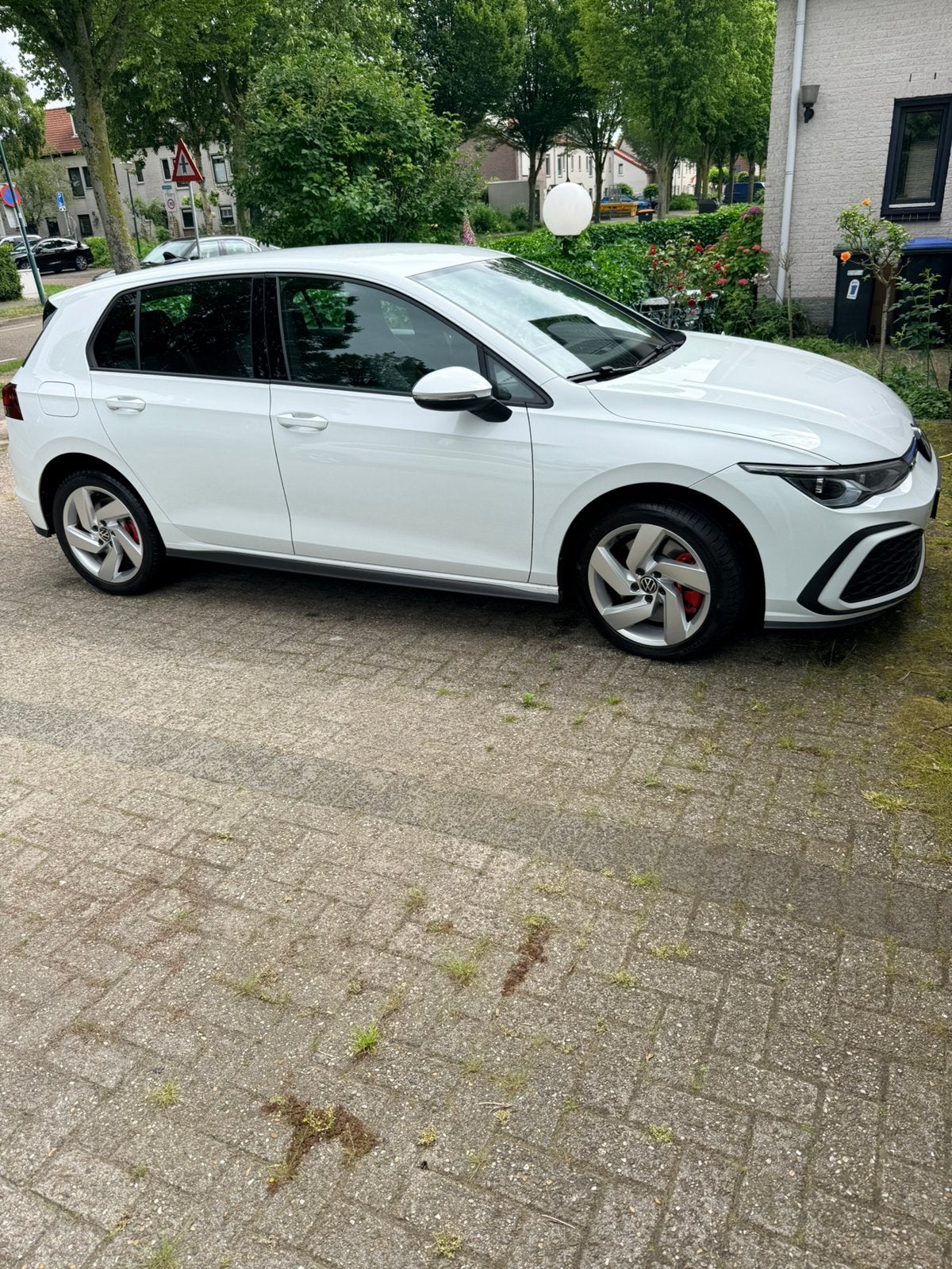 VW Golf 1.4 GTE 245pk DSG 2022 Trekhaak afneemb, Stof, Zwart, 4 cilinders, Wit