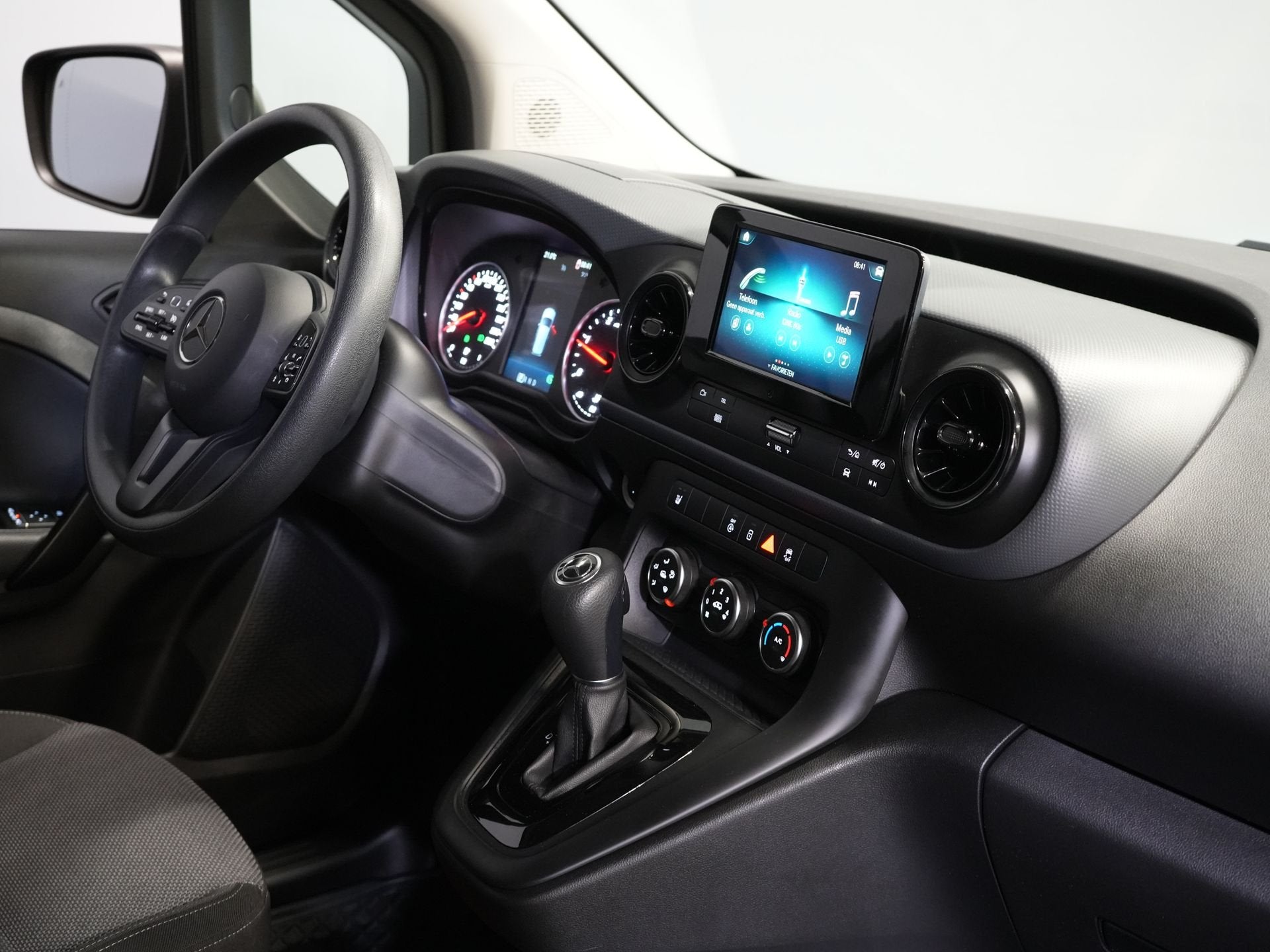 Mercedes-Benz Citan 112 CDI Aut. LED/ Carplay/ 3Pers/ Stoelv, Stof, Gebruikt, 4 cilinders, 1618 kg