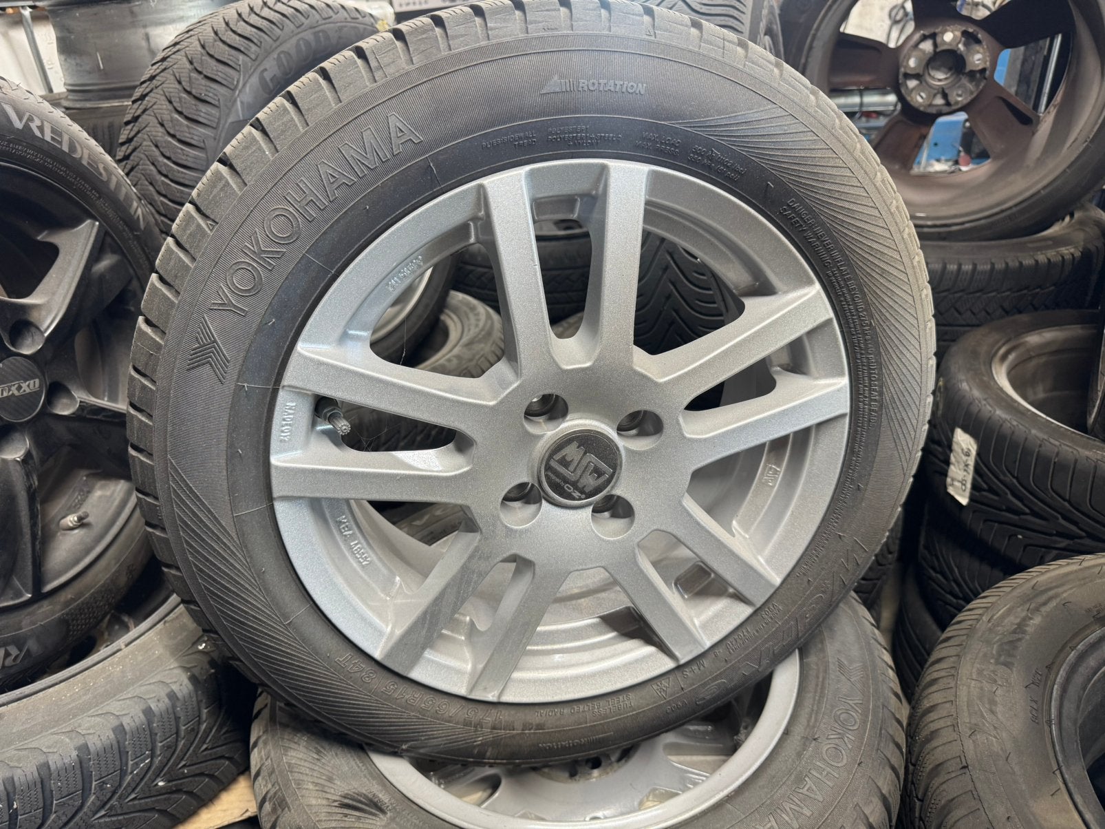15” 4x100 Suzuki Swift Velgen ZGAN winterbanden 175/65/15, 15 inch, 175 mm, Banden en Velgen, Nieuw