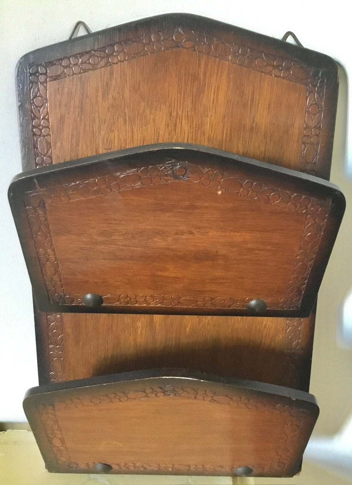 ANTIEKE HOUTEN WAND LEKTUURBAK, Gebruikt, Meerdere vakken, Lectuurbak, Ophalen of Verzenden