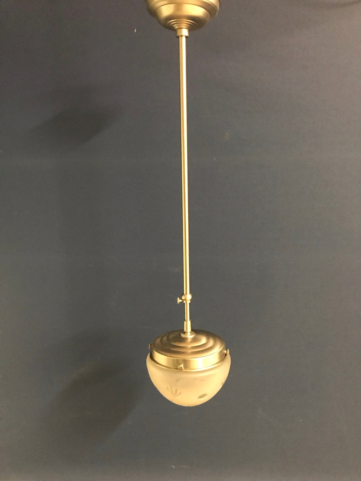 Art Deco Hanglamp met Geslepen Kristallen Kap, Antiek en Kunst, Antiek | Lampen, Ophalen of Verzenden