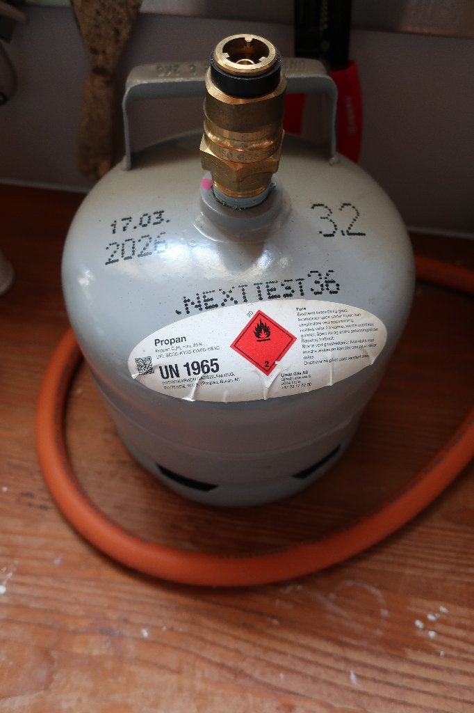 gasfles en nieuwe gasslag, Ophalen of Verzenden, Gebruikt