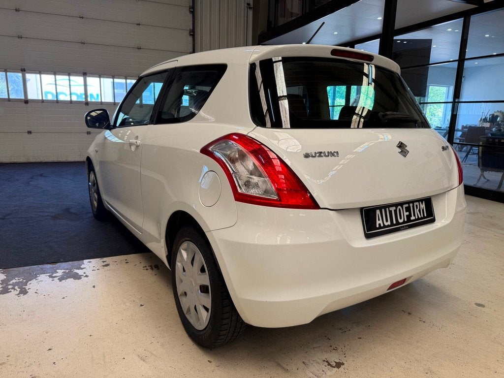 Suzuki Swift 1.2 Nette Auto Airco Volledig Onderhouden, Auto's, Stof, Gebruikt, 4 cilinders, Origineel Nederlands