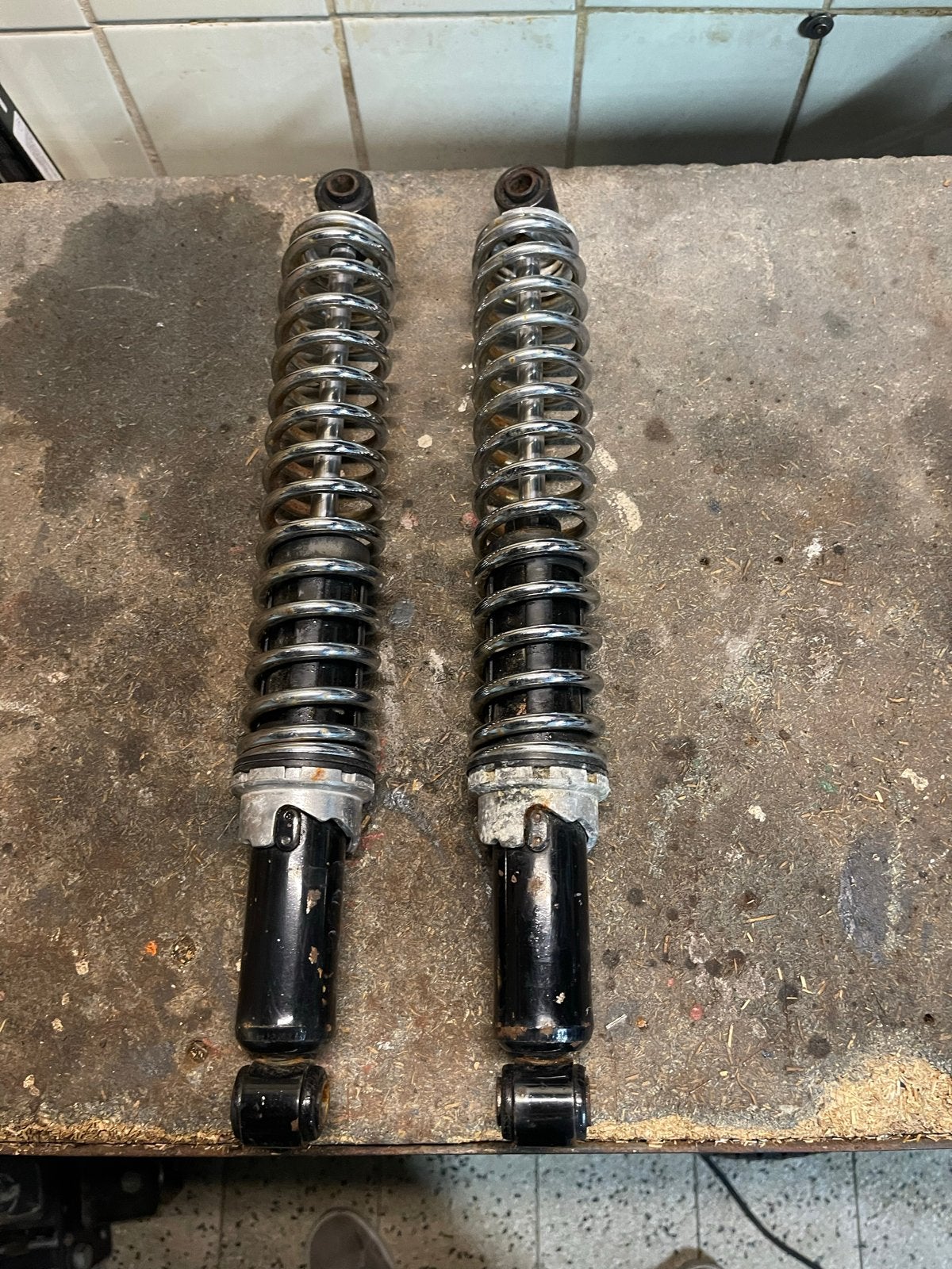 Verstelbare schokdempers VW T1/T2A - 45cm, Auto-onderdelen, Ophalen of Verzenden, Gebruikt, Volkswagen