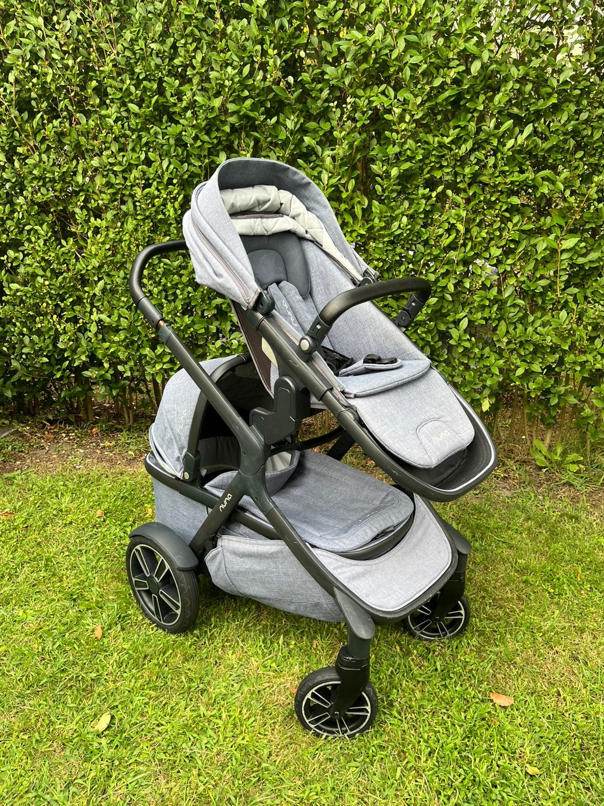 Nuna Demi Grow kinderwagen – jeans – compleet, Gebruikt, Combiwagen, Verstelbare duwstang, Ophalen