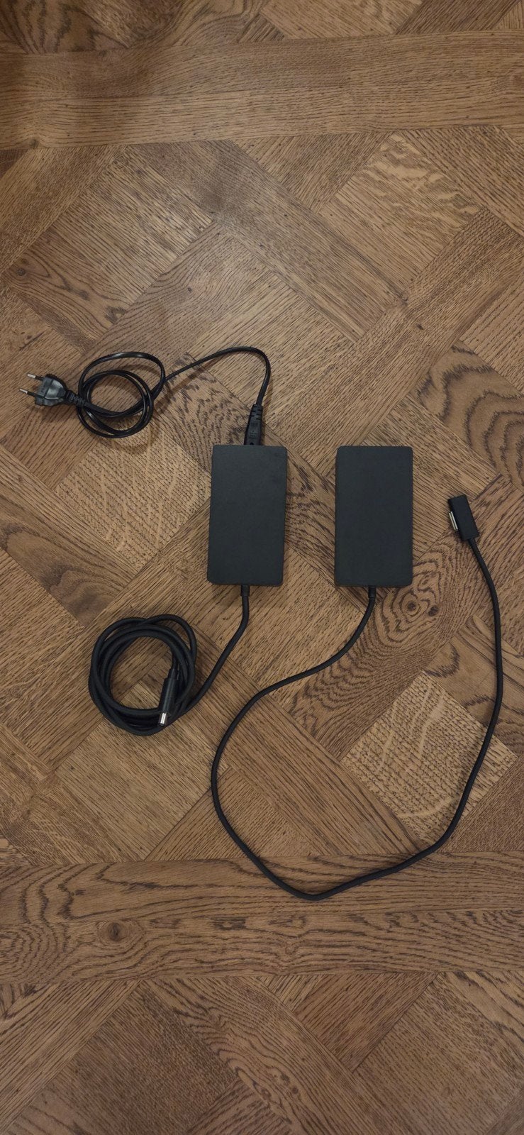 Microsoft Surface Pro Dockingstation, Docking station, Laptop, Ophalen of Verzenden, Zo goed als nieuw