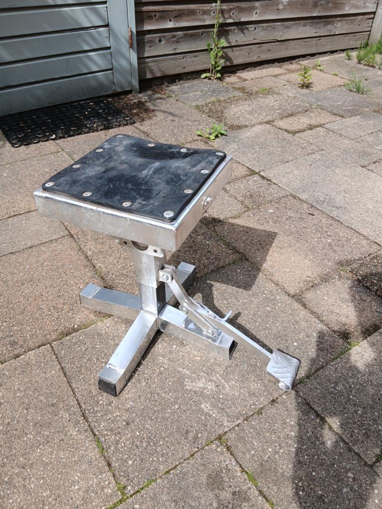 Crossbok, crosslift, cross standaard, trapbok, motorlift, Ophalen of Verzenden, Gebruikt