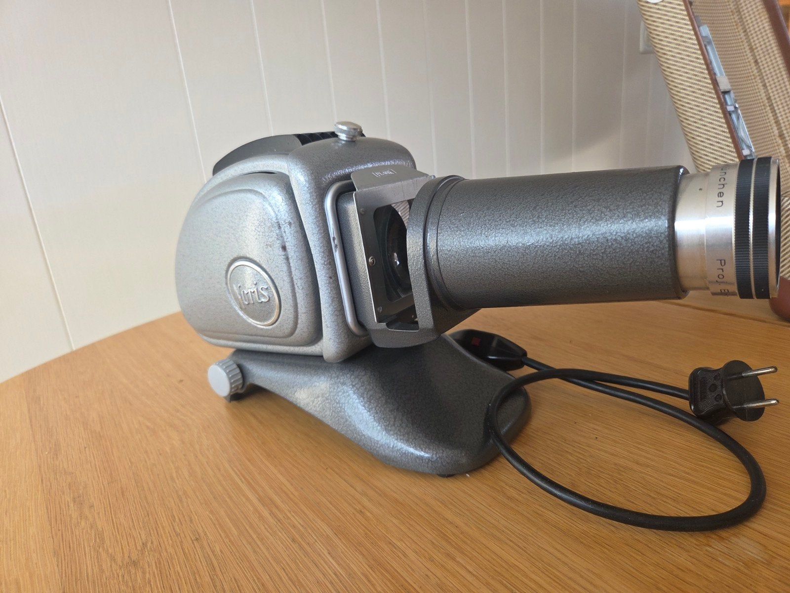 Vintage Noris Trumpe 150/66 Diaprojector met handleiding, Ophalen, Gebruikt