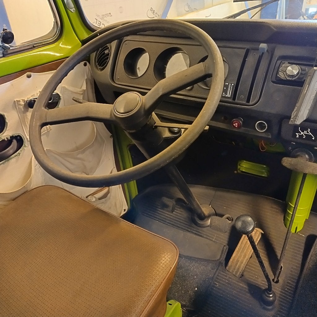 Foto 17 van Volkswagen T2 Kampeerauto 1978 Amescador