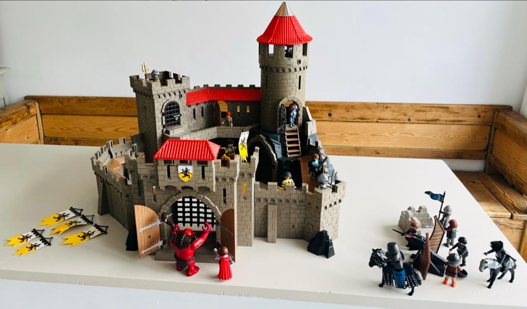 Playmobil kasteel van de leeuwenridders, Kinderen en Baby's, Speelgoed | Playmobil, Ophalen of Verzenden, Gebruikt, Complete set
