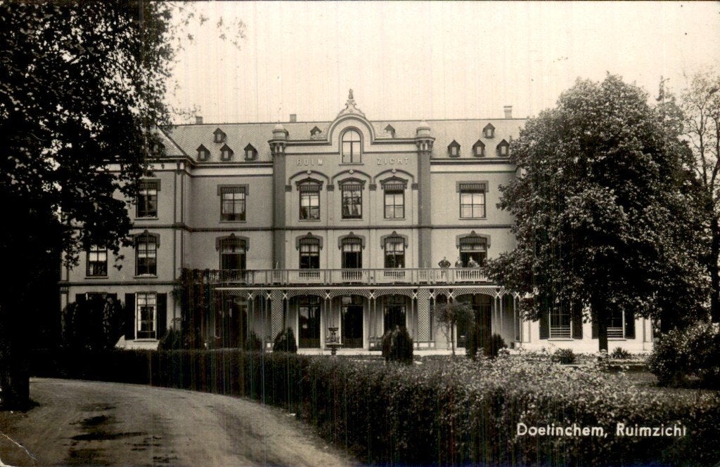 Doetinchem - Ruimzicht - Voorgevel, Ophalen of Verzenden, 1920 tot 1940, Gelopen, Gelderland