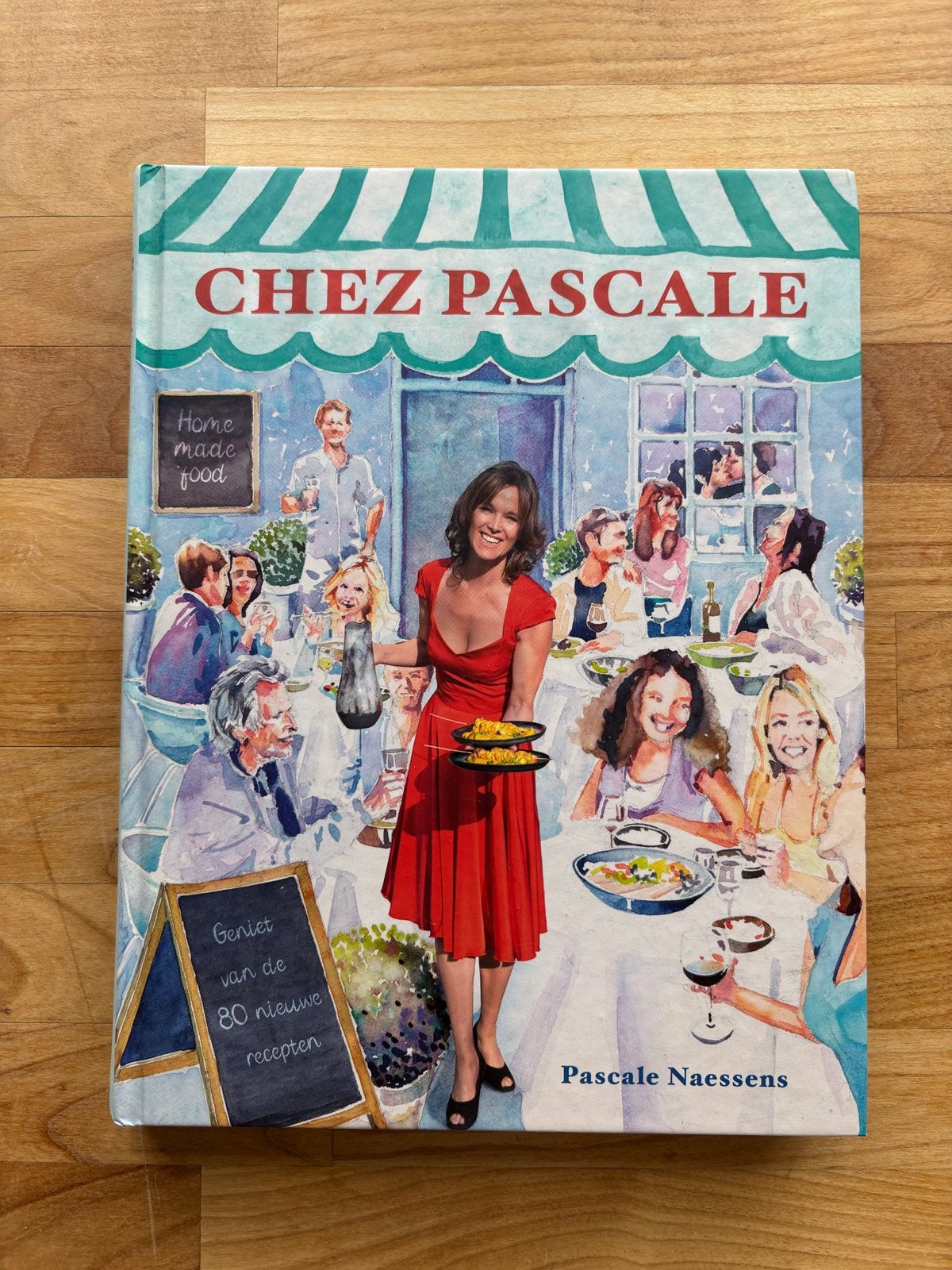 Chez Pascale - Kookboek van Pascale Naessens, Ophalen of Verzenden, Zo goed als nieuw, Gezond koken