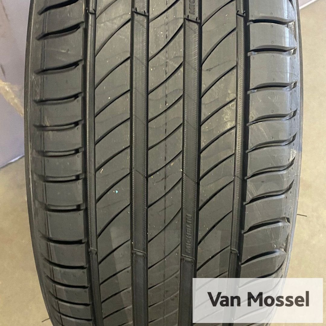 Michelin Primacy 4 215/55/R16 97W, Auto-onderdelen, Banden en Velgen, -, Ophalen of Verzenden, Band(en), Zomerbanden