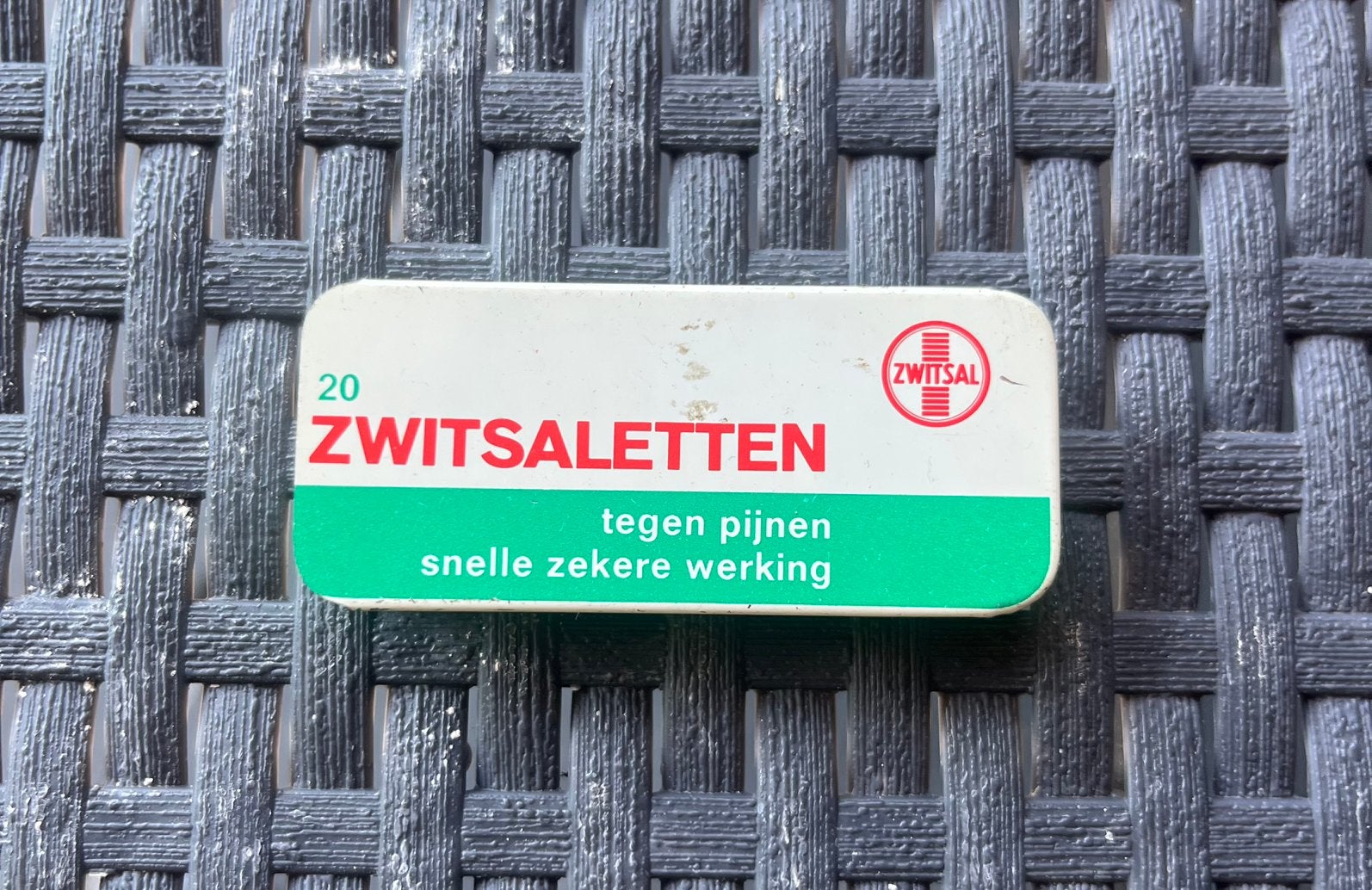 Zwitsaletten blikje, Verzamelen, Blikken, Ophalen of Verzenden, Gebruikt, Overige