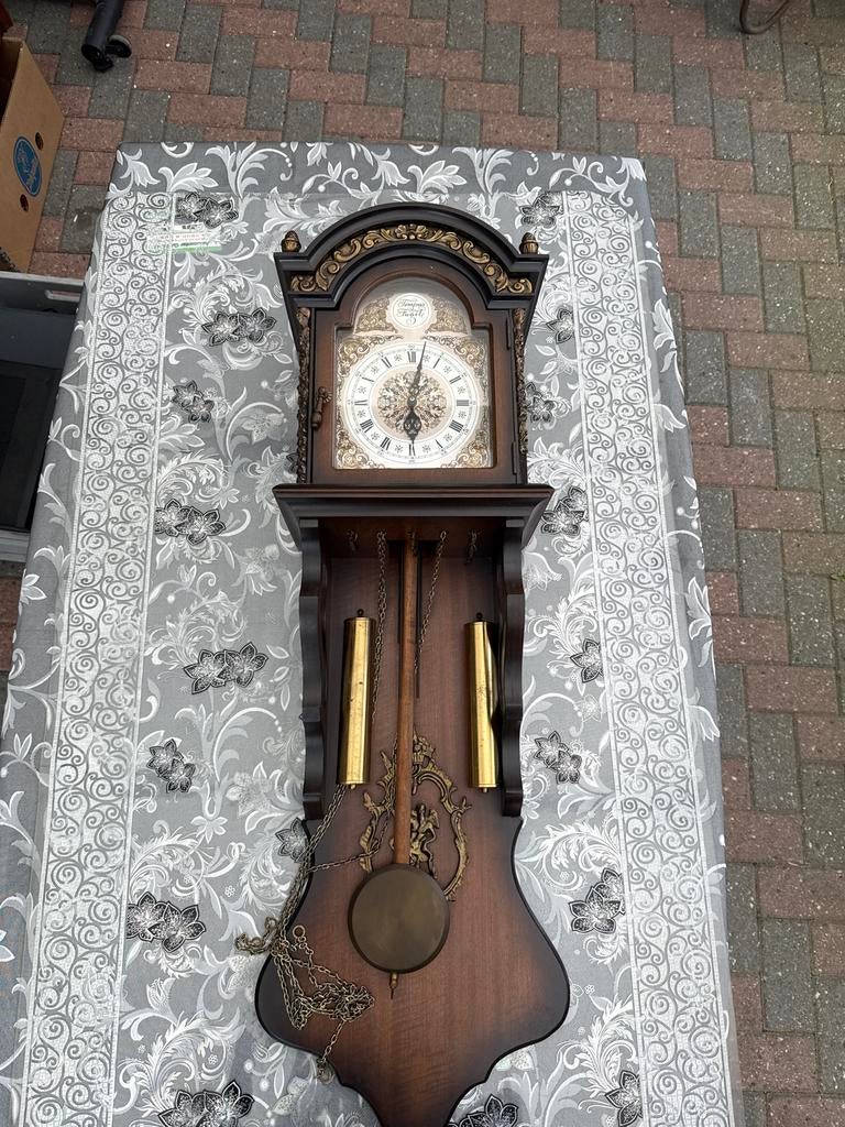 Antieke Wandklok met Slinger - Tempus Fugit, Ophalen of Verzenden