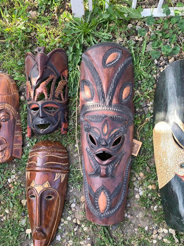 Verschillende oude maskers, Ophalen of Verzenden