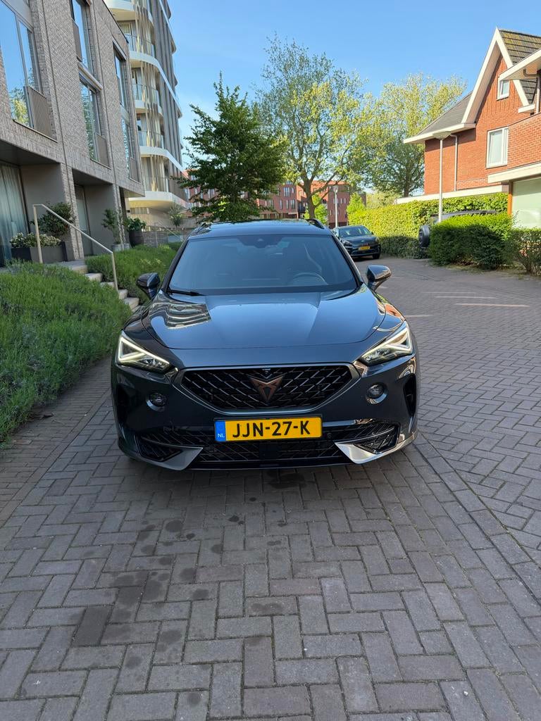 Cupra Formentor 1.4 E-hybrid Performance 245pk 2021 PANO 360, Auto's, Cupra, 4 cilinders, Formentor, Plug-in hybride, 1395 cc