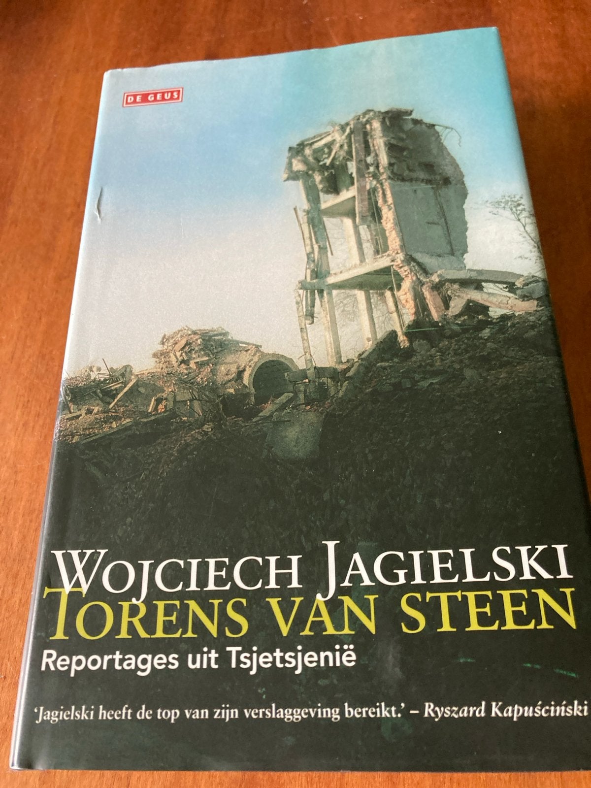 Wojciech Jagielski - Torens van Steen (Reportages), Ophalen of Verzenden, Zo goed als nieuw, Europa overig