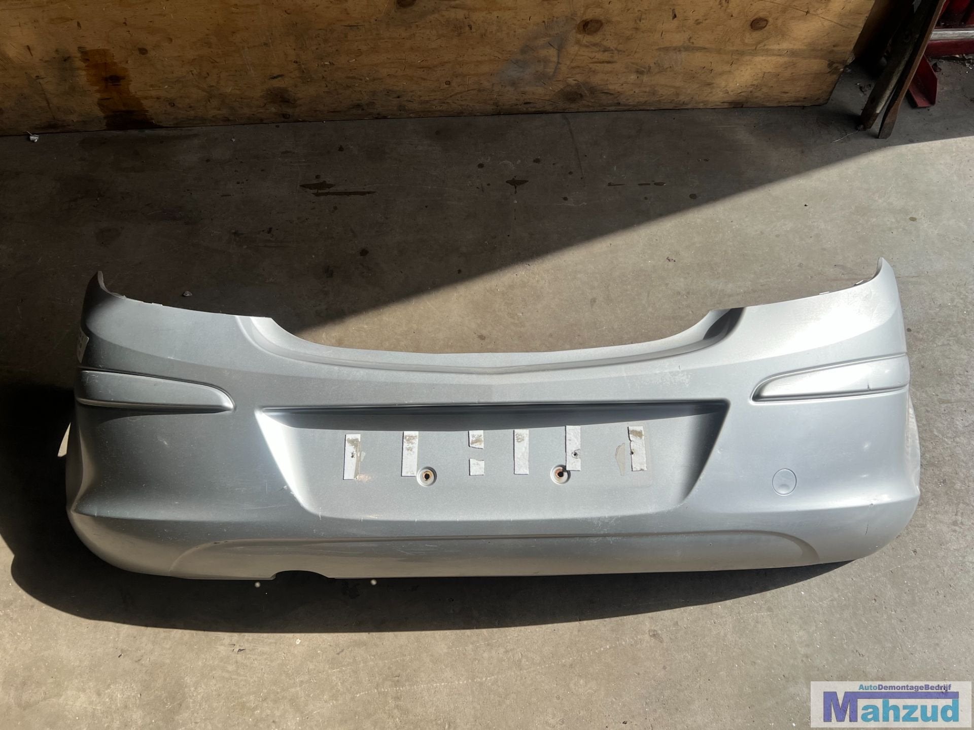 OPEL CORSA D Grijs zilver Z157 achterbumper 3deurs, Gebruikt, Opel Automobile GmbH, Ophalen of Verzenden, Kontakt@opel-infoservice.de