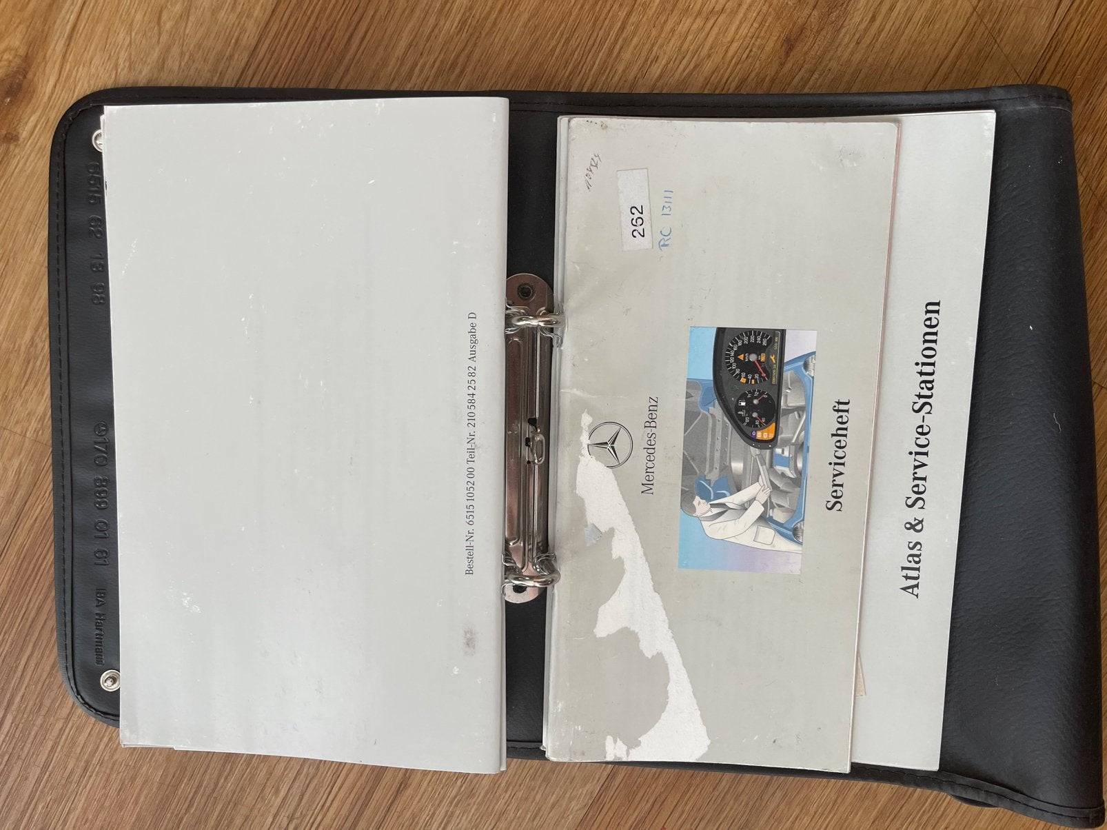 Mercedes-Benz E-klasse documentatie., Ophalen, Zo goed als nieuw