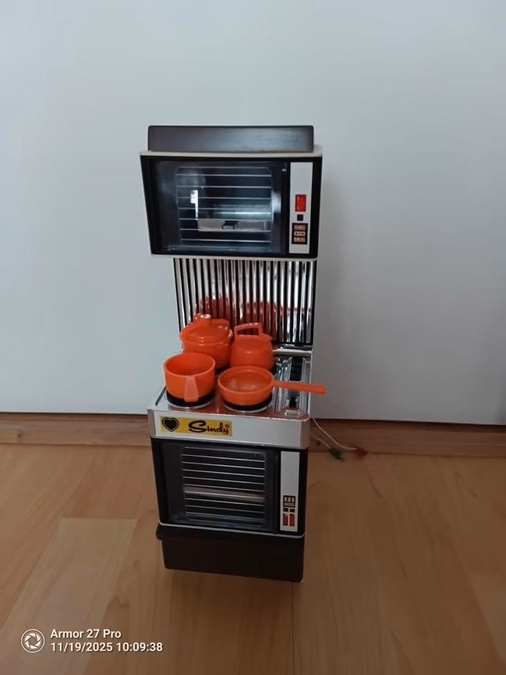 Vintage Sindy Magic Cooker Fornuis, Ophalen of Verzenden, Zo goed als nieuw, Accessoires