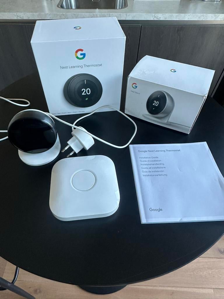 Google Nest Learning Thermostat 3rd gen Zwart met Nest Stand, Doe-het-zelf en Verbouw, Thermostaten, Ophalen, Slimme thermostaat