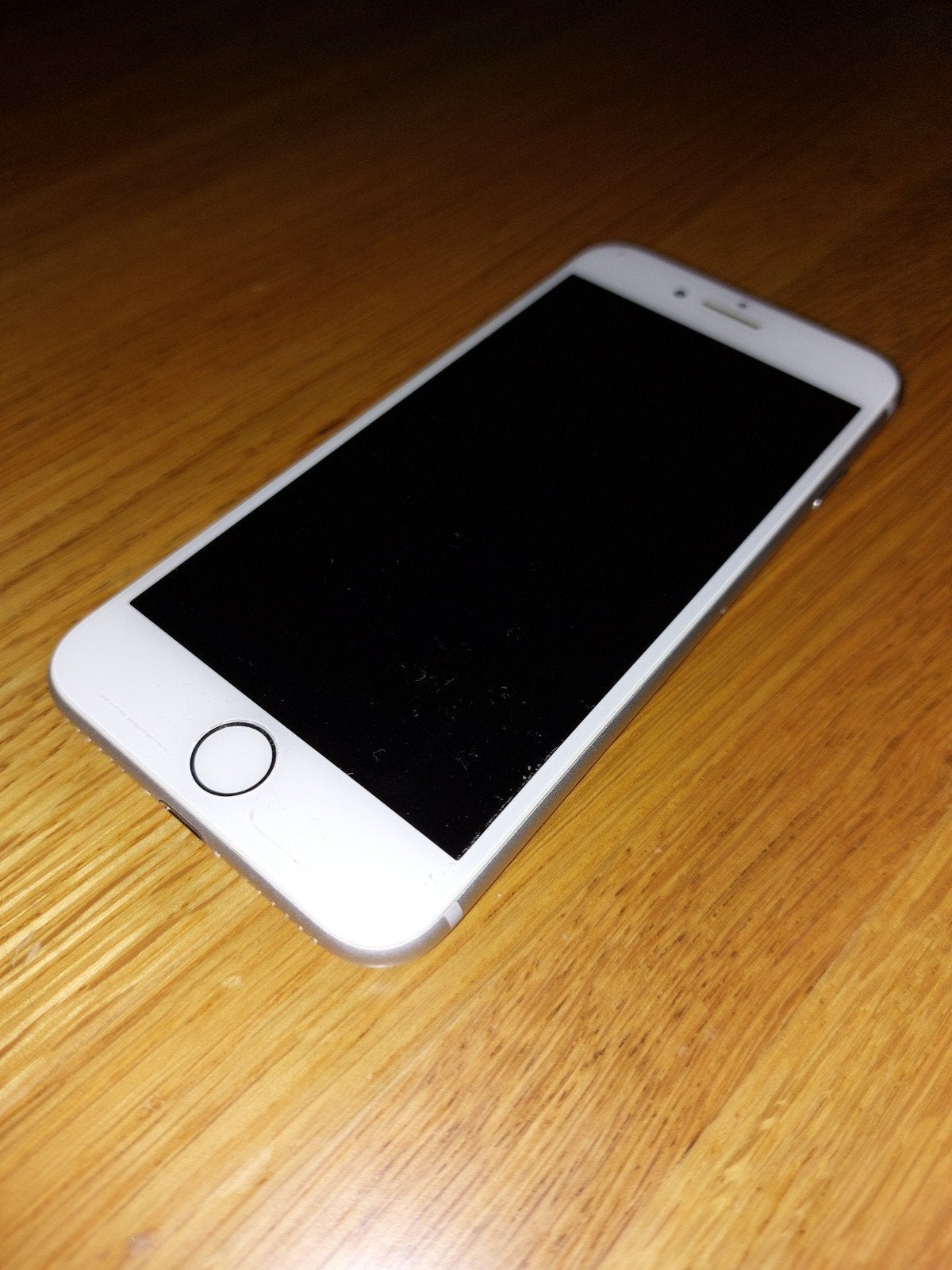 Gebruikte iPhone 7 - Zilver, 32 GB, Telecommunicatie, Gebruikt, 32 GB, Ophalen of Verzenden, Zonder simlock