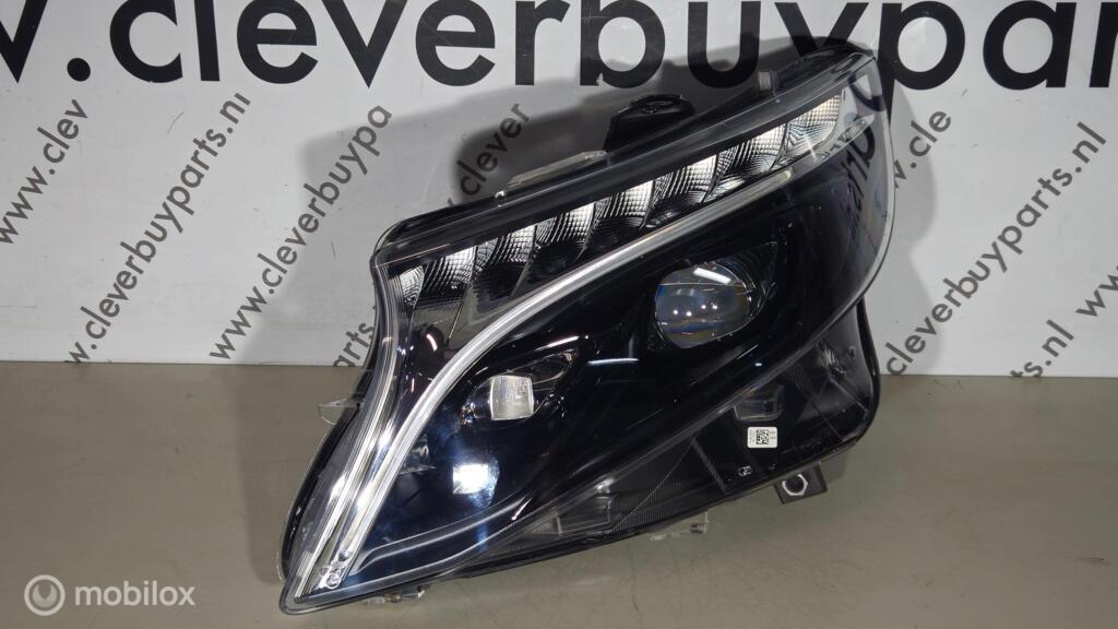 Koplamp origineel led V-klasse W447 ('14-'18) A4479063201, Gebruikt, Mercedes-Benz, Ophalen of Verzenden, Mercedes-Benz
