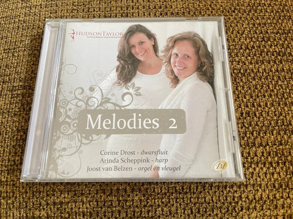 Melodies 2 - Corine Drost & Arinda Scheppink CD, Cd's en Dvd's, Cd's | Instrumentaal, Gebruikt, Album, Inclusief doosje, Ophalen of Verzenden