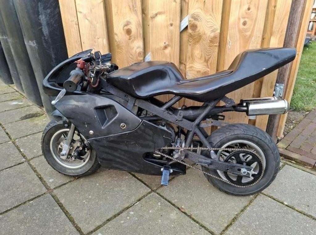 Zwarte Minibike - 49cc, Fietsen en Brommers, Minibikes, Midibikes en Pitbikes, Gebruikt, Overige typen, Schijfrem, Ophalen