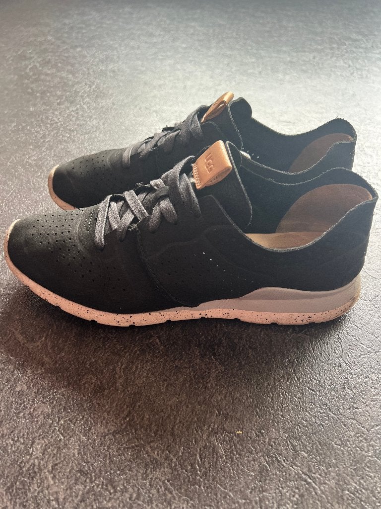 UGG dames sneakers - Maat 40, UGG, Zwart, Ophalen of Verzenden, Sneakers of Gympen