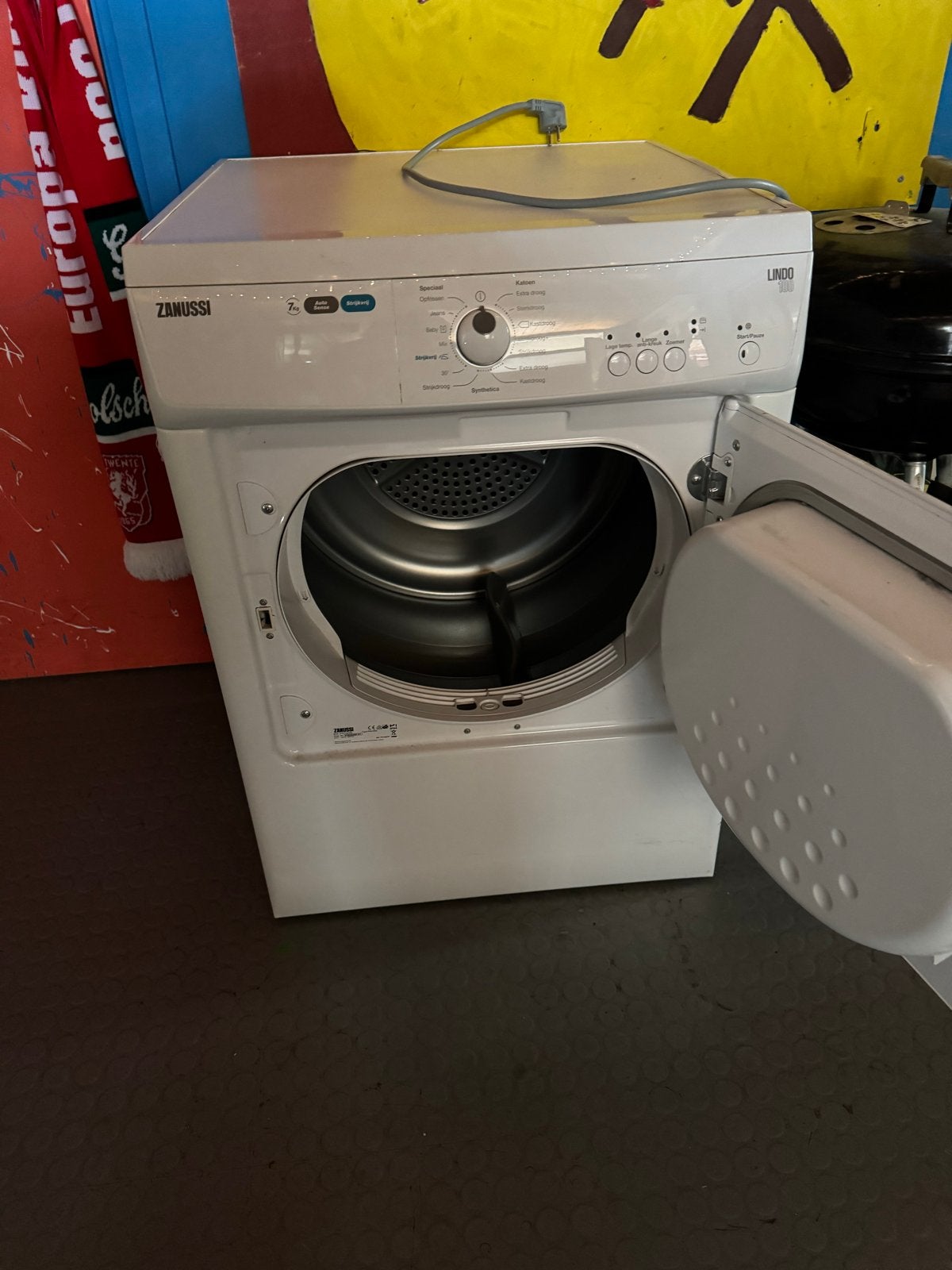 Zanussi Lindo 3000 afvoerdekger, Witgoed en Apparatuur, Ophalen, 6 tot 8 kg, Gebruikt, Luchtafvoer