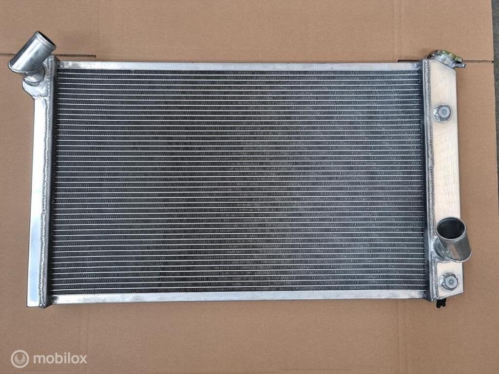 33.5" Radiateur CHEVY CORVETTE C3 V8 1973-1976 74 75, Nieuw, Ophalen of Verzenden