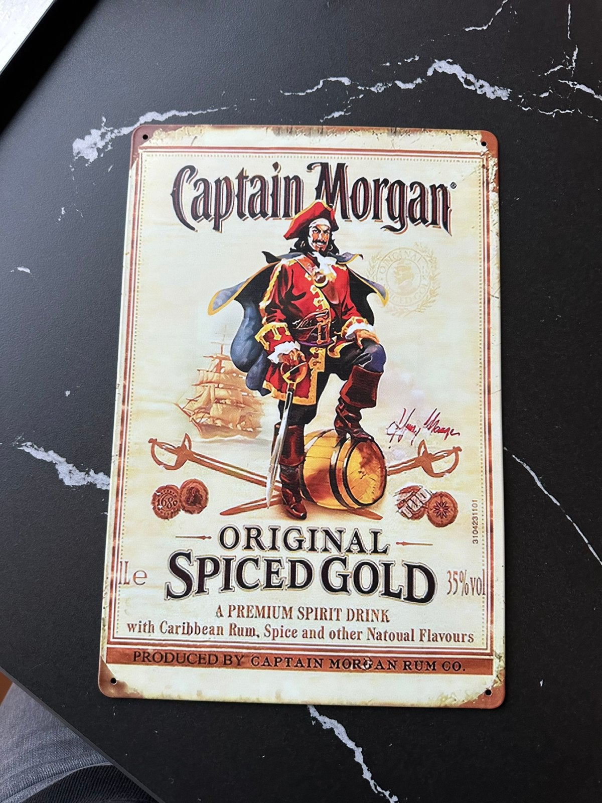 Mooi vintage bord van Captain Morgan 20x30, Verzamelen, Merken en Reclamevoorwerpen, Verzenden, Zo goed als nieuw, Reclamebord