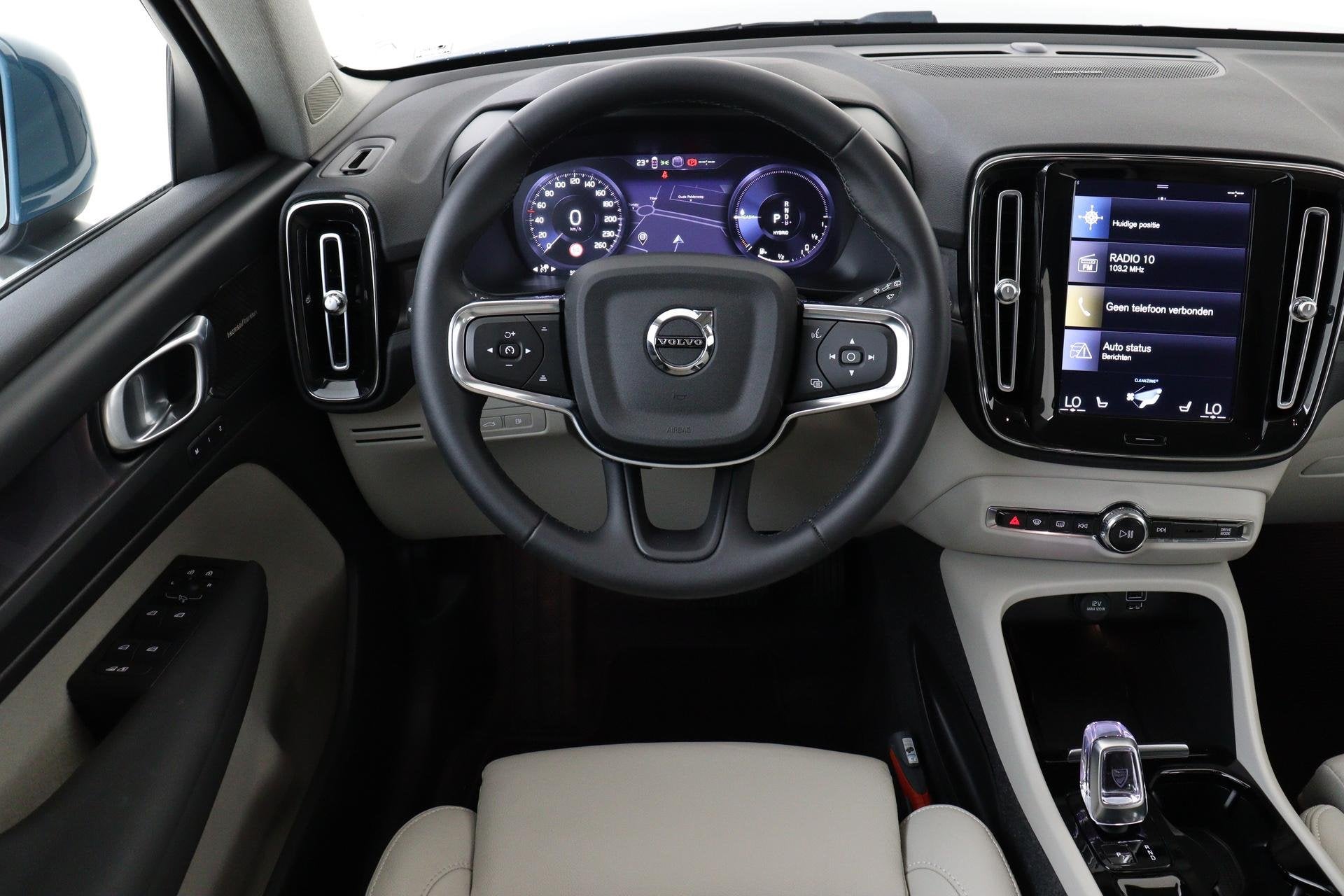 Volvo XC40 T4 PLUG-IN HYBRID PLUS BRIGHT -HARMAN/KARDON|POWE, 12 maanden, Euro 6, 1712 kg, Blauw