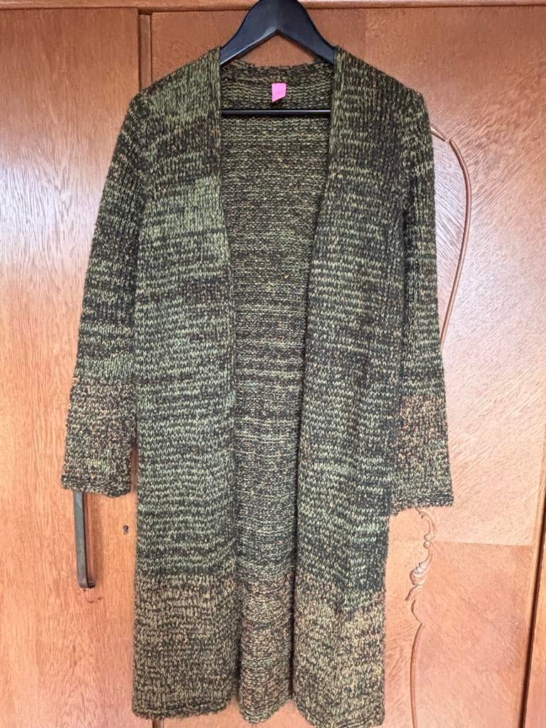 Lang gebreid vest in groen/bruin melange, Ophalen, Gedragen, Maat 38/40 (M), Groen