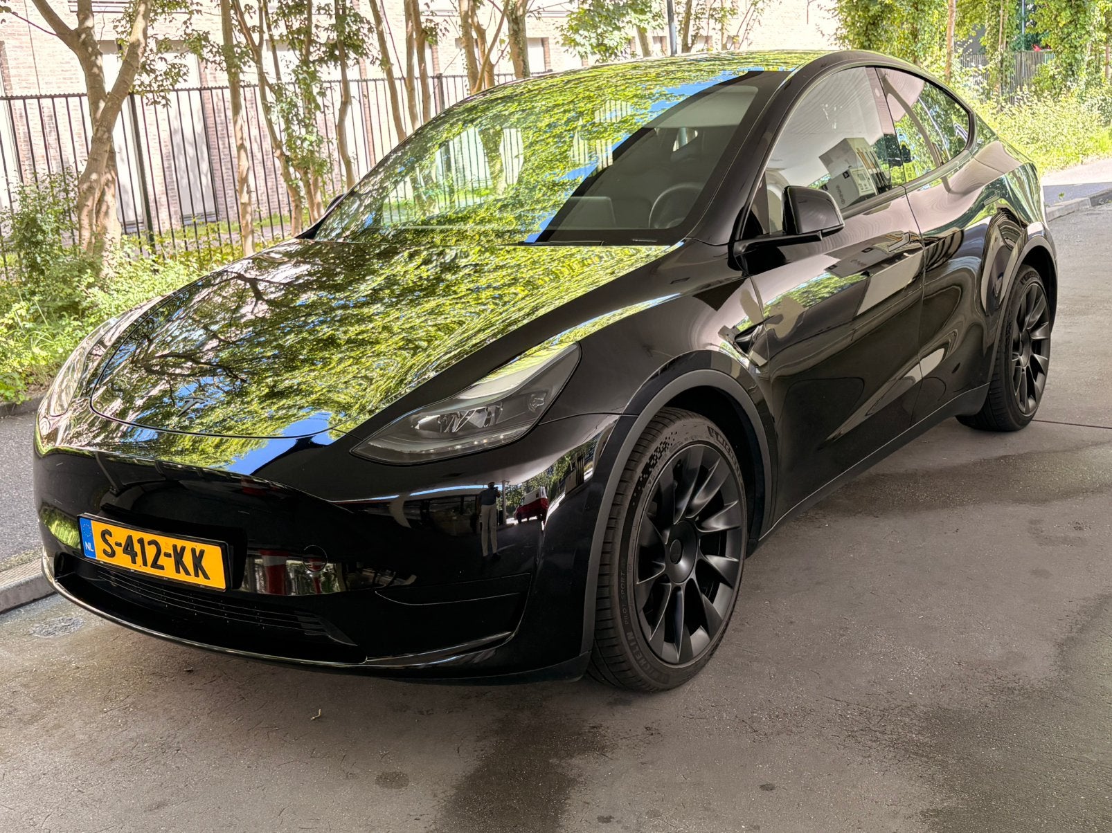 Tesla Model Y RWD 2023 Zwart, Auto's, Tesla, Particulier, Model Y, Elektrisch, SUV of Terreinwagen, Automaat, Origineel Nederlands