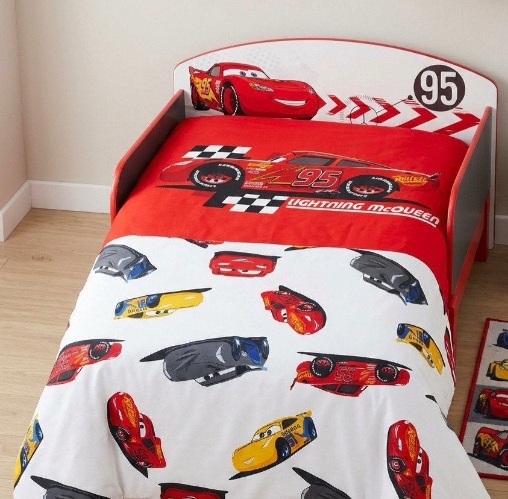 Cars Kinderbed met Matras en Overtrekset - Bliksem McQueen, Ophalen, Gebruikt, 70 tot 85 cm, Matras