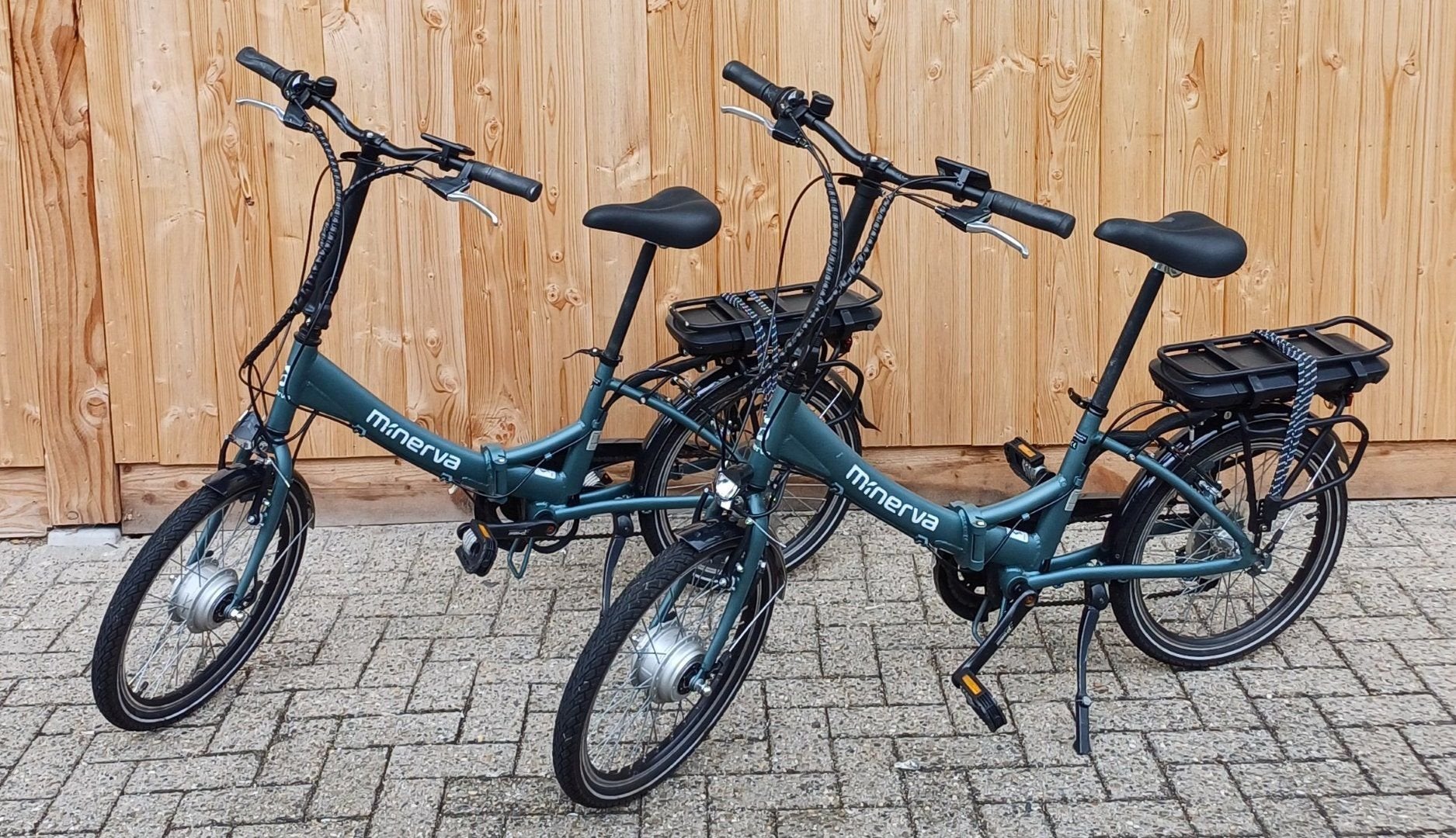 2x 2e hands elektrische vouwfietsen 1 jaar oud (24/25)