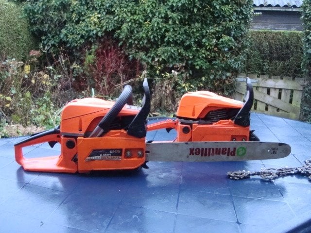 Kettingzagen 2x Artkraft XLE 5200., Tuin en Terras, Hand-tuingereedschap, Ophalen, Gebruikt, Overige soorten, Overige merken
