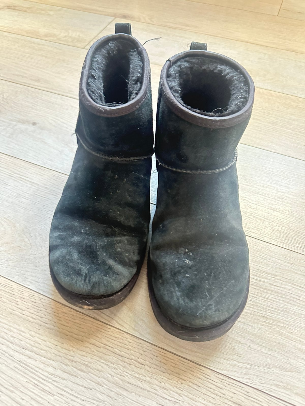 Mooie uggs, Ophalen of Verzenden, Zo goed als nieuw, Zwart, Hoge laarzen