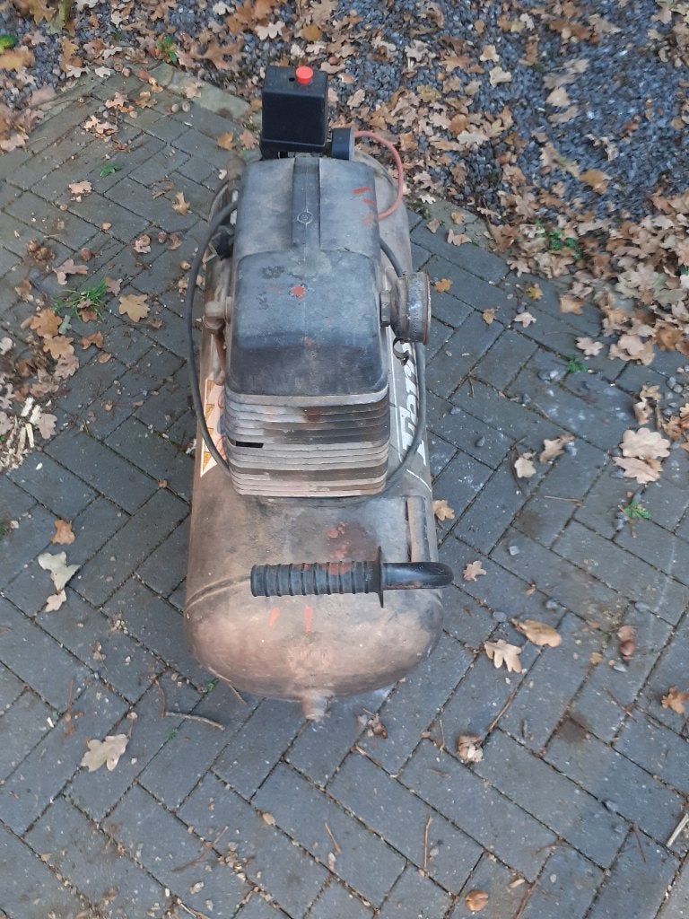 compressor, Ophalen, Gebruikt, 6 tot 10 bar, Minder dan 200 liter/min